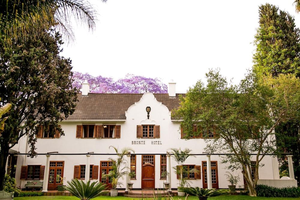 Bronte Hotel Harare Exterior photo